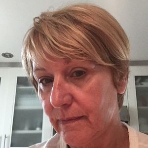 Meet your Posher, Edith